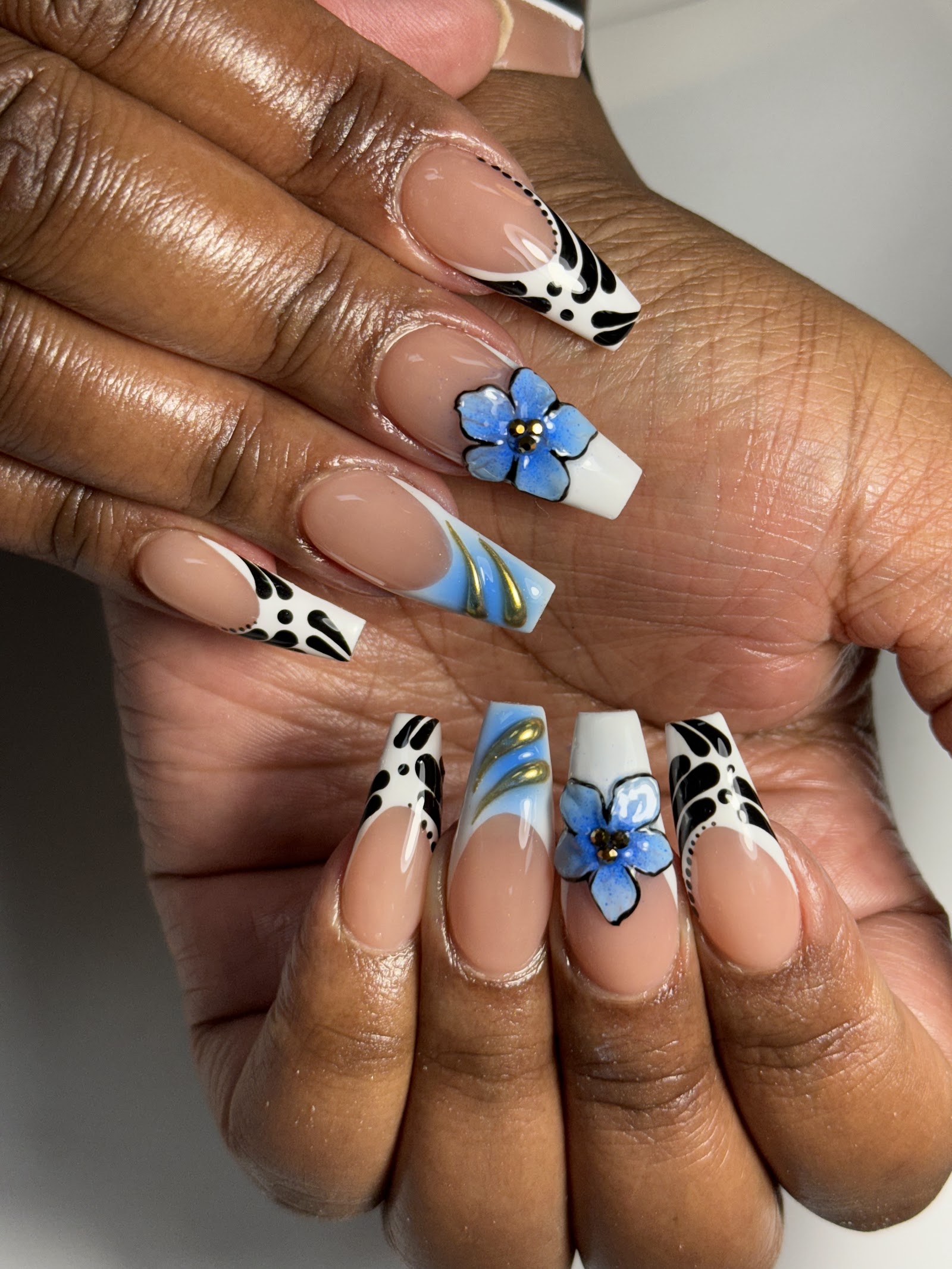 J Nails nail photo 1
